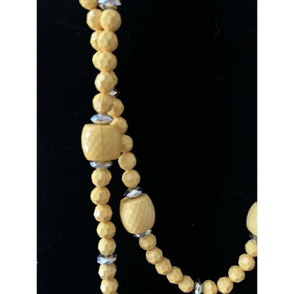 28” Vintage Yellow And Silver  Beaded Necklace Layer - Picture 4 of 4